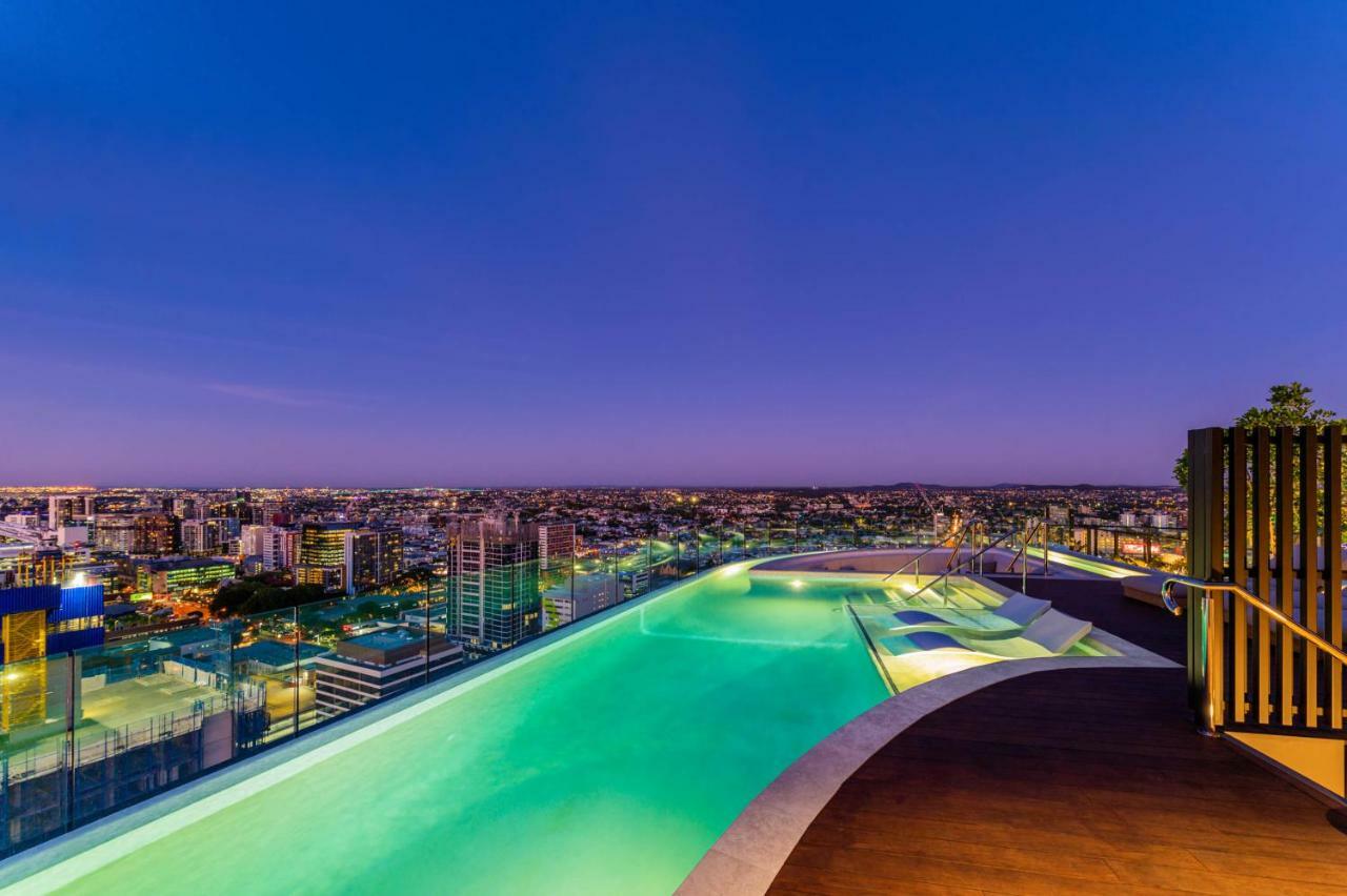 Fv By Peppers Aparthotel Μπρίσμπεϊν Εξωτερικό φωτογραφία Skyline pool